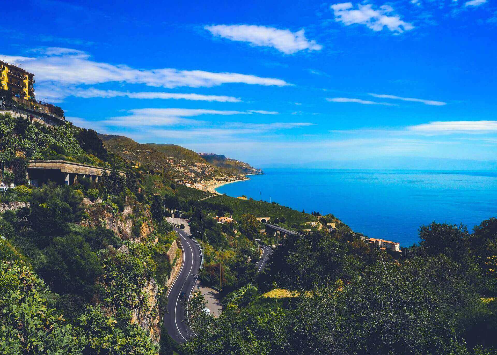 Driving in Sicily - Travel guide