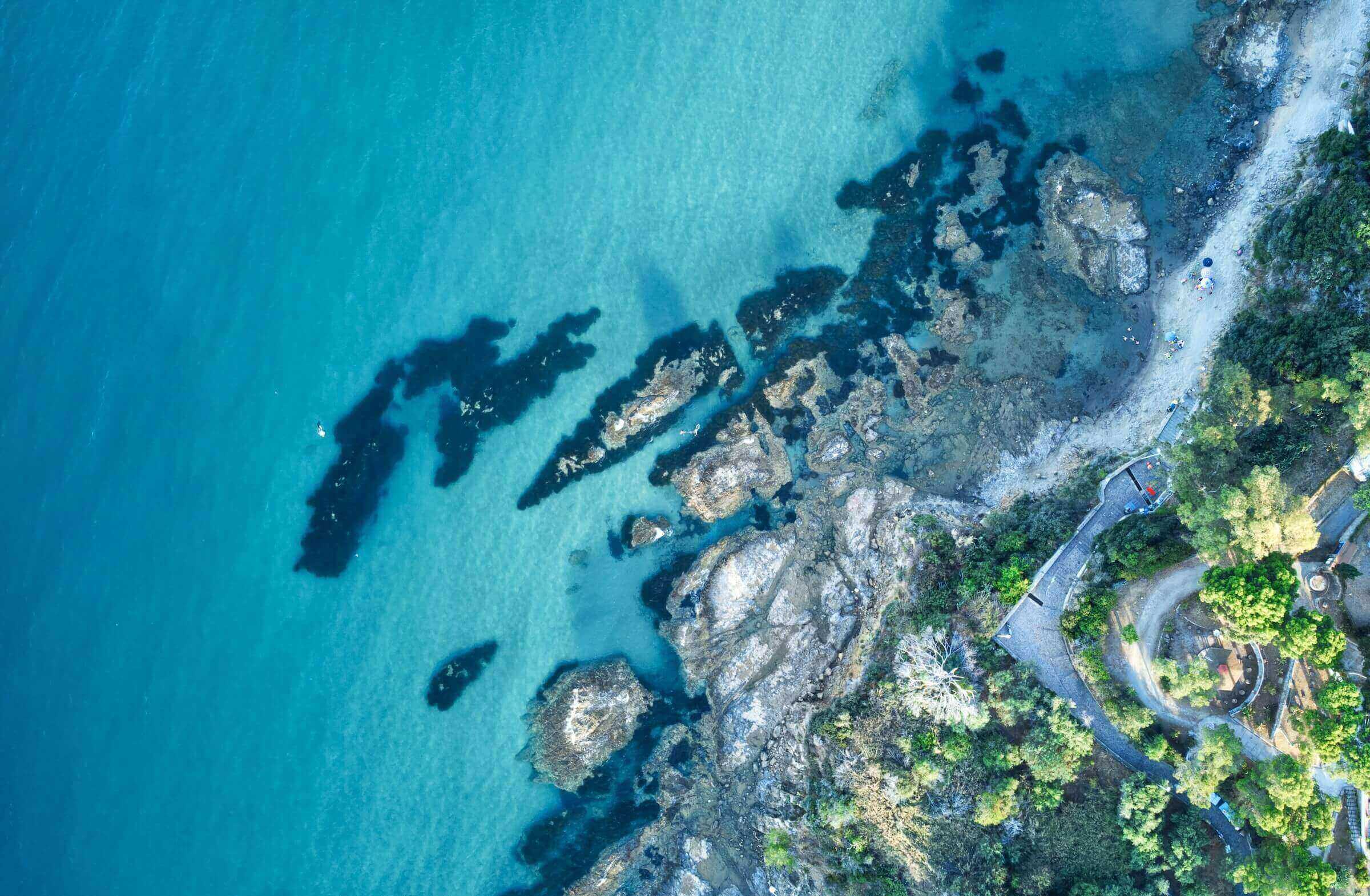 Sicily seaside -best travel guide book