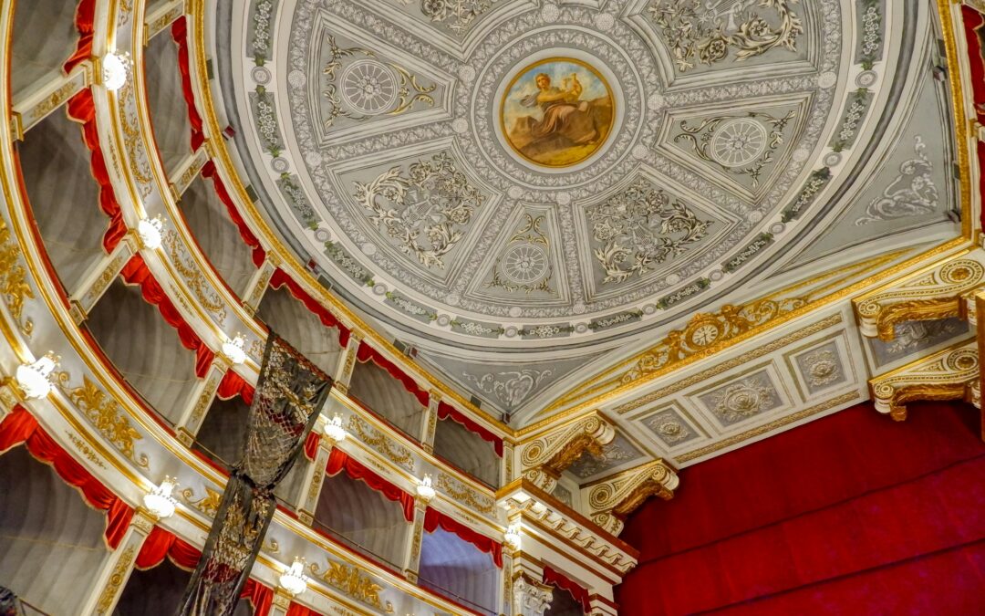 Opera dei Pupi Sicily: the ancient puppet theatre art of the island